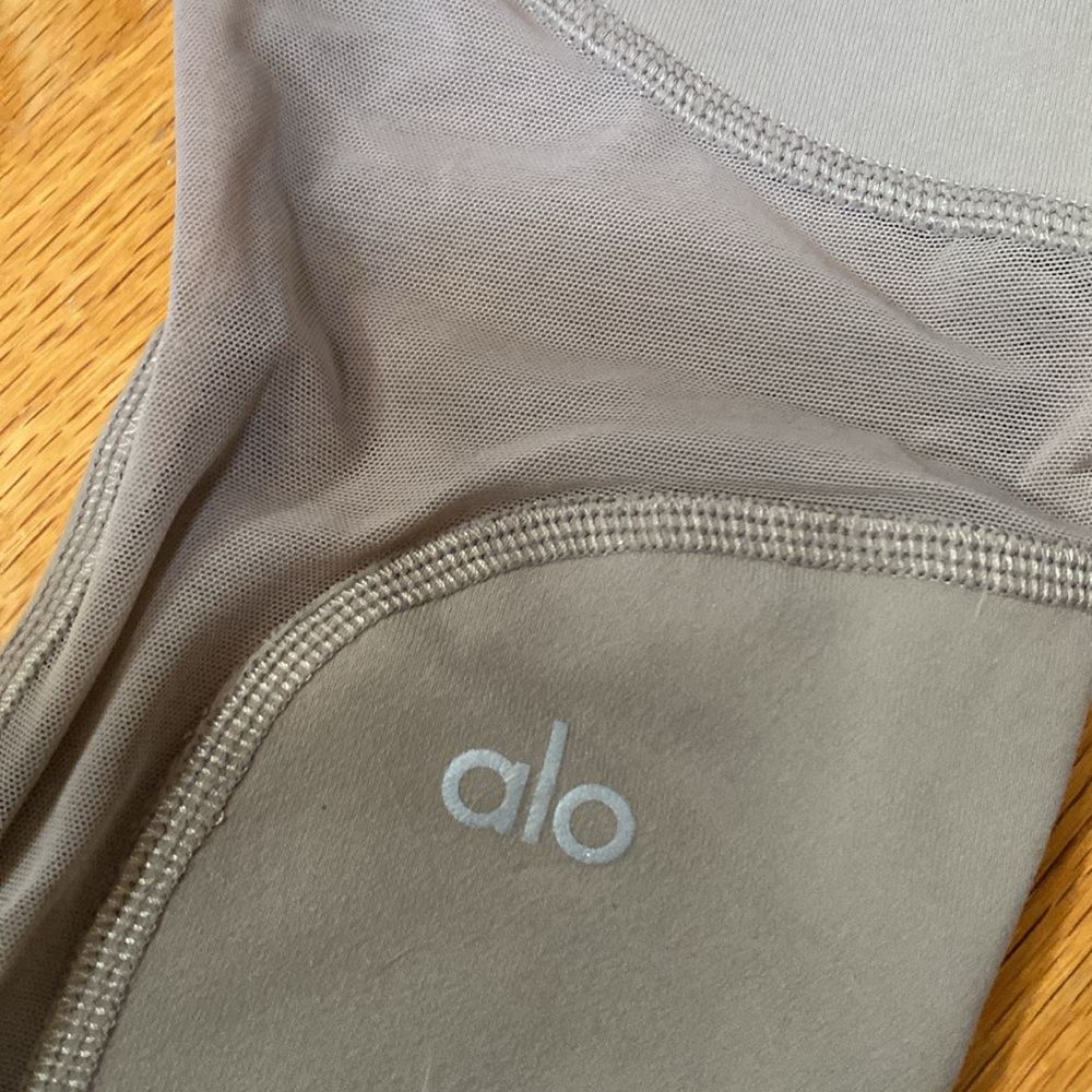 Alo Yoga Tan Cropped Mesh inset leggings XS